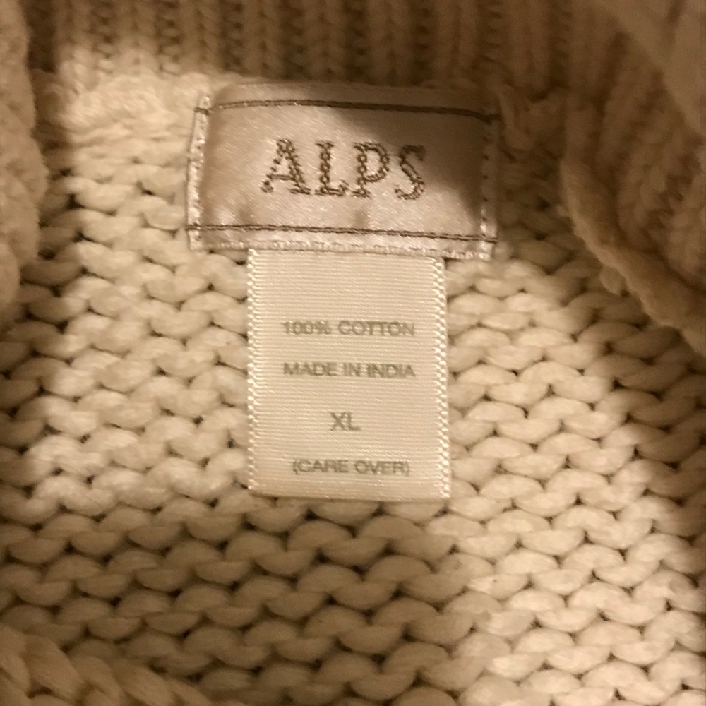Cable Knit Sweater - Picture 4 of 4